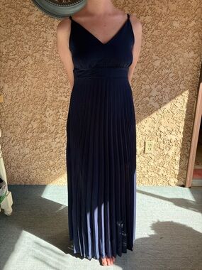 Versona Navy Pleated V-Neck Maxi Dress